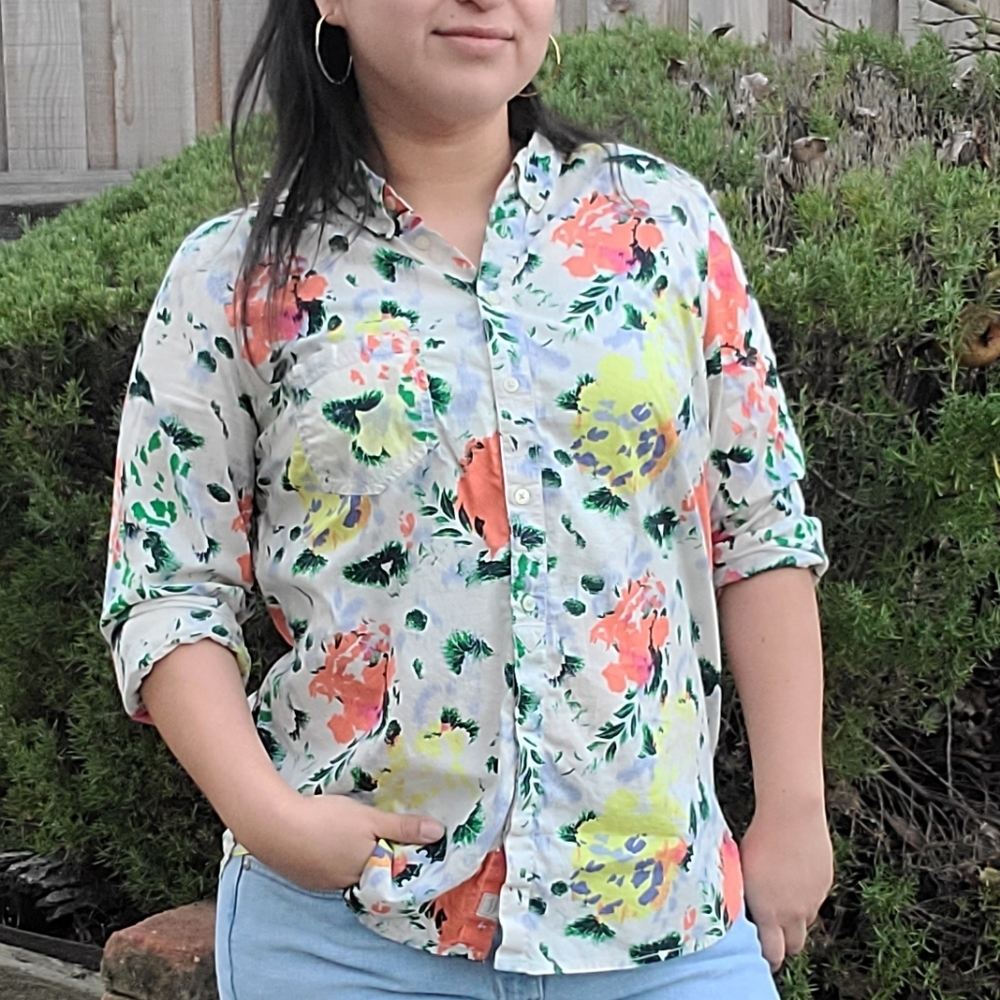 GAP Floral button up
